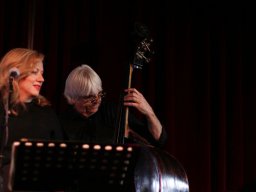 Rainer Schnelle und Anna Konanoudi am 25.04.2025