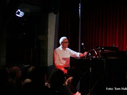 Rainer Schnelle und Anna Konanoudi am 25.04.2025